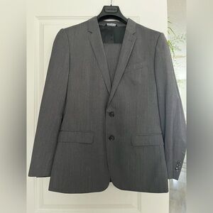 Men's Classic Dolce & Gabbana suit jacket and pants